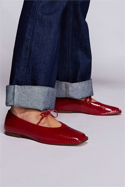 Балетки Lola с квадратным носком артикул 149514404