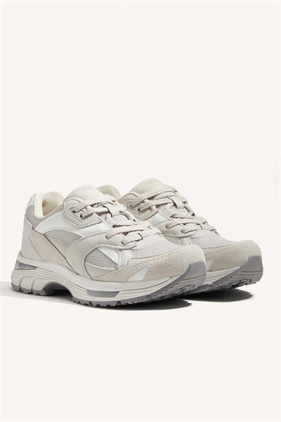 Кроссовки для бега артикул 149727071