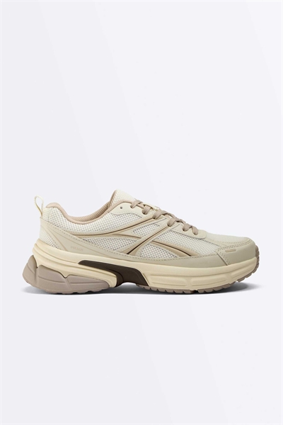 Кроссовки для бега артикул 152666118