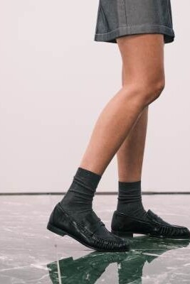 Лоферы Minnie с рюшами артикул 146783524