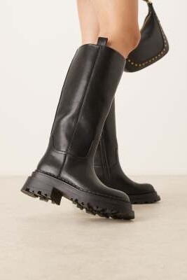 Ботинки Cecilia с плоской подошвой и высоким голенищем, черного цвета артикул 147085104