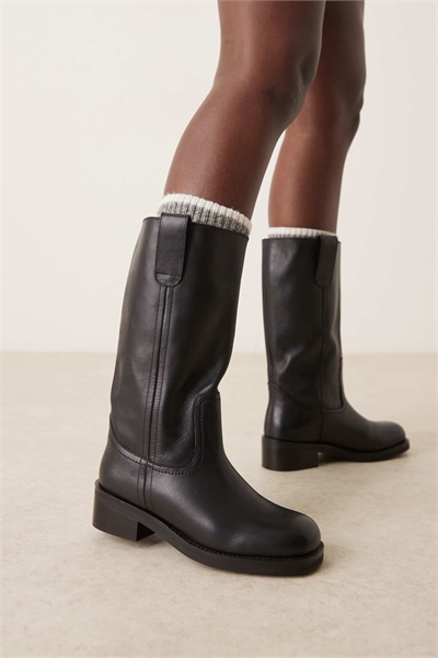 Кожаные ботинки Cindy черного цвета артикул 148481400