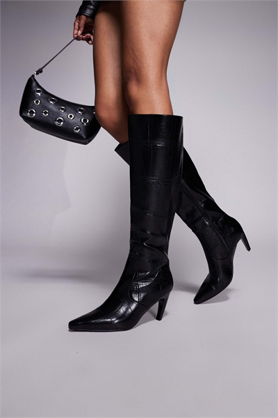 Ботинки Simmi Lapis на каблуке до колена, черные, под кожу крокодила артикул 144766949