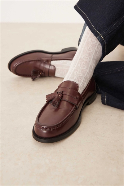 Лоферы с кисточками от Rhea артикул 143962501