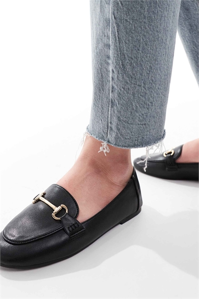 Лондонские лоферы Rebel Nori с широкой колодкой и пряжкой артикул 140133755