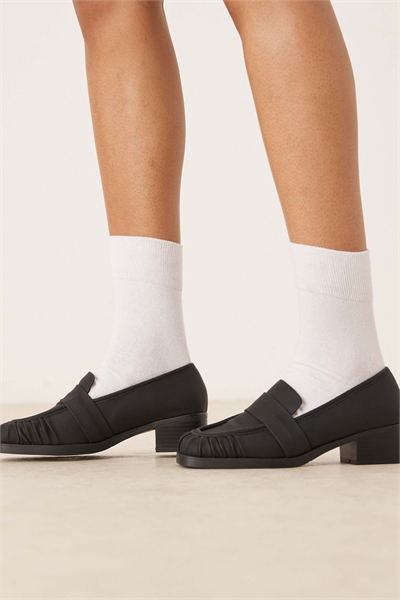 Лоферы Aarvi с квадратным носком артикул 147199753