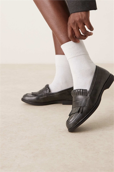 Лоферы с бахромой артикул 147630286