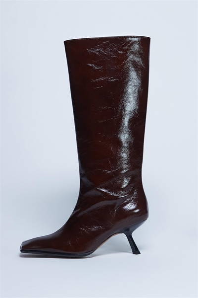 Кожаные сапоги Scarlett Premium с квадратным носком и высотой до колена, цвет шоколадный артикул 150002397