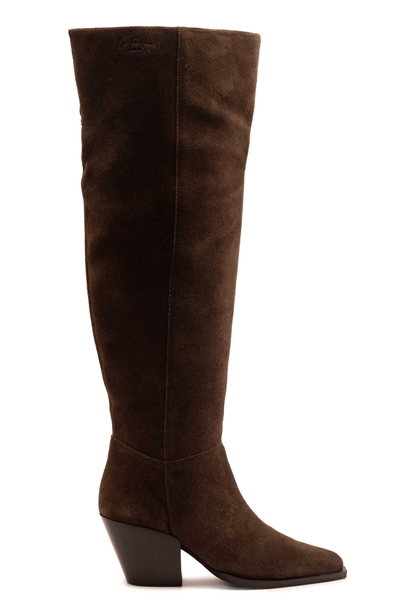 Ботинки из замши с высоким каблуком выше колена и боковой застежкой-молнией, коричневого цвета артикул 153631802