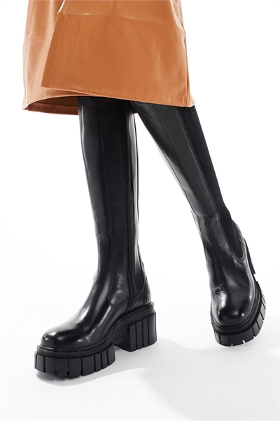 Стильные кожаные сапоги до колен «BRENTWOOD» черного цвета артикул 139842155