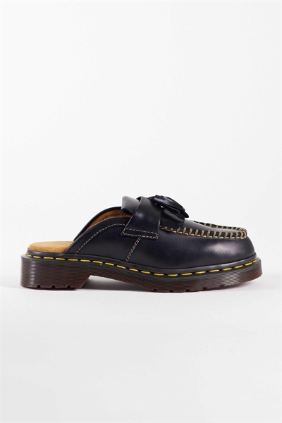 Босоножки Adrian с кисточками артикул 153753095