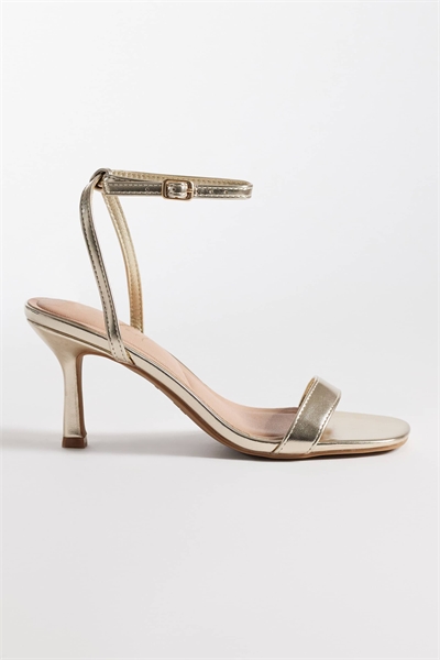 Сандалии на шпильке артикул 155595775