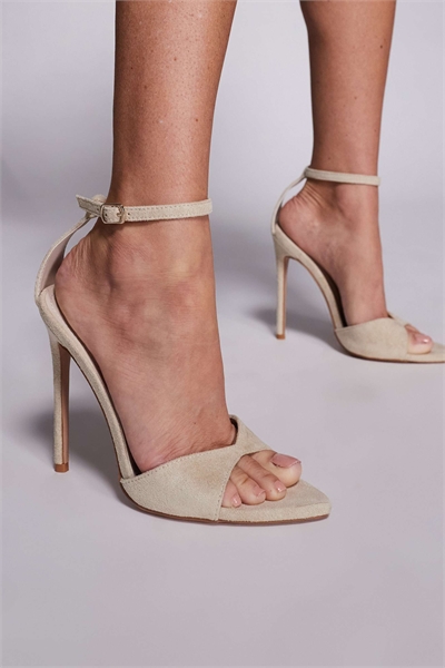 Сандалии на каблуке Simmi London Eavie артикул 153399176