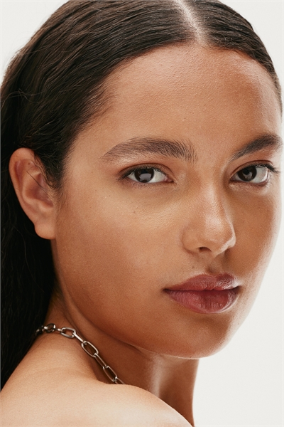 Тональный крем Prowear Flawless Foundation артикул 1198471023