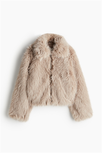 Пушистая куртка артикул 1252029002