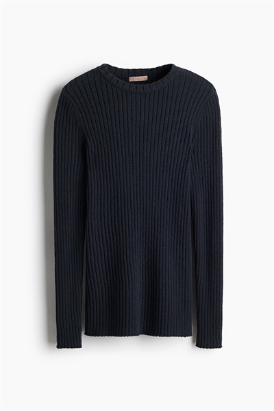 Топ из ребристого трикотажа артикул 1265911001