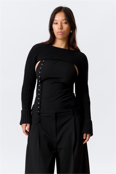 Вязаное болеро с вырезом-лодочкой артикул 1323719001