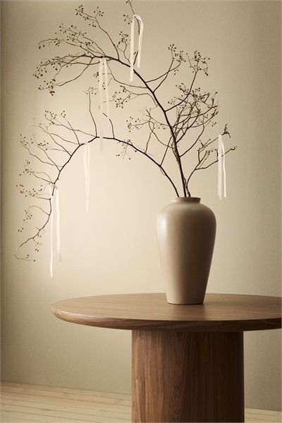 Круглый обеденный стол артикул 1341713001