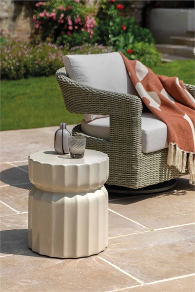 Боковой столик с глазурью артикул 1358211002