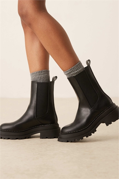Ботинки-челси «Остин» с массивной подошвой артикул 147330237