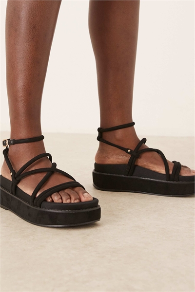 Сандалии Fortitude на плоской платформе с ремешками артикул 152708768