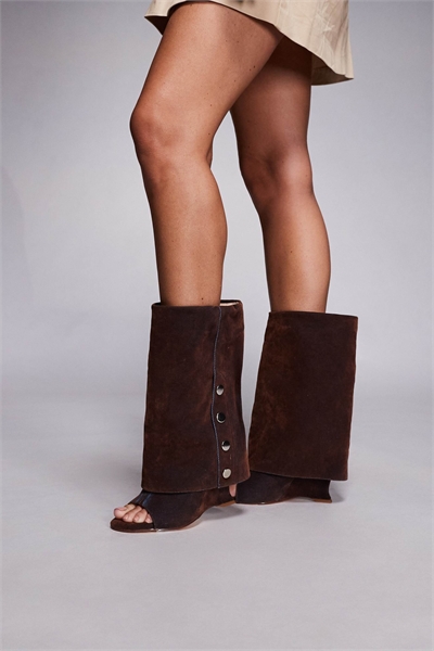 Ботинки с застежкой на пуговицах и открытым носком, украшенные блестками артикул 149634412