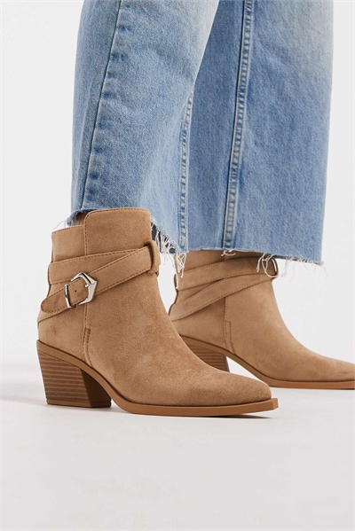 Западные ботинки с низким голенищем и пряжкой артикул 152591641