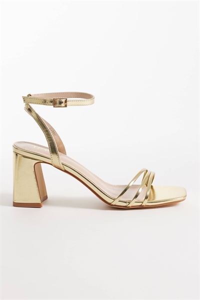 Сандалии Kittey на блочном каблуке артикул 152905392