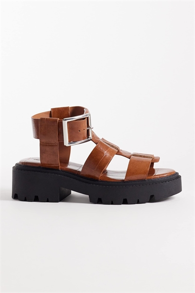 Сандалии Freddy Fisherman на толстом каблуке артикул 153020146