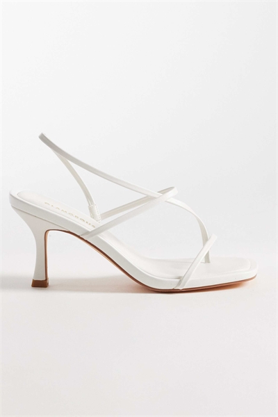Сандалии на едва заметном каблуке с артикул 153406037