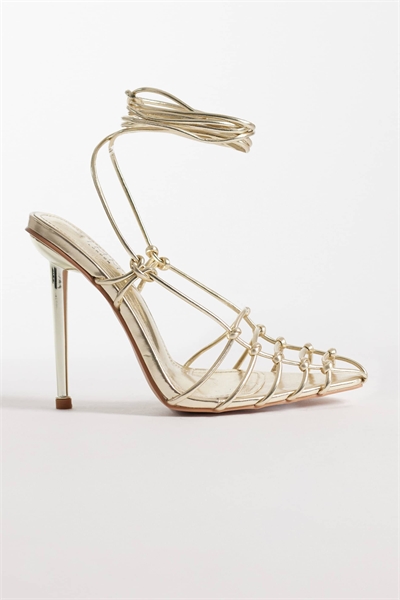 Сандалии на каблуке с ремешком на щиколотке Simmi London Girogia артикул 154231284