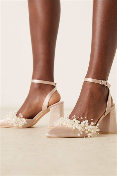 Свадебные туфли Tanika на блочном каблуке с жемчугом артикул 149858059