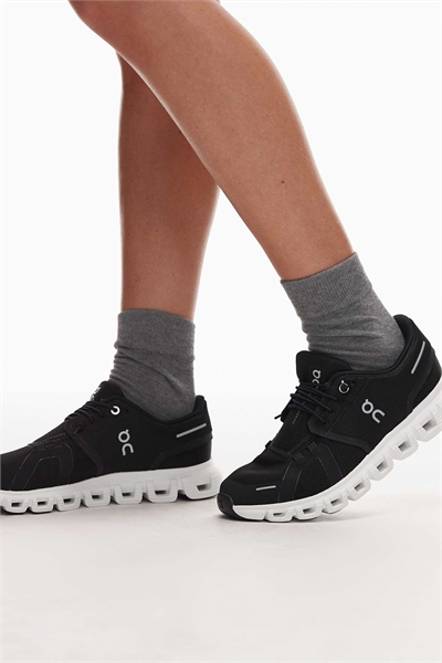 Кроссовки ON Cloud 6 для повседневного ношения артикул 140890810