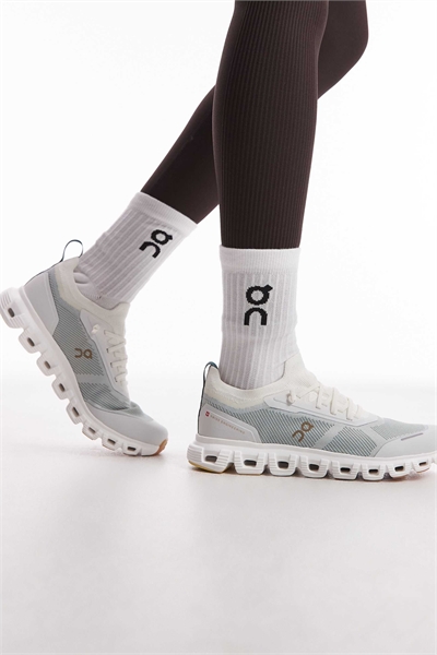 Кроссовки ON Cloud 6 versa для повседневного ношения артикул 143750428