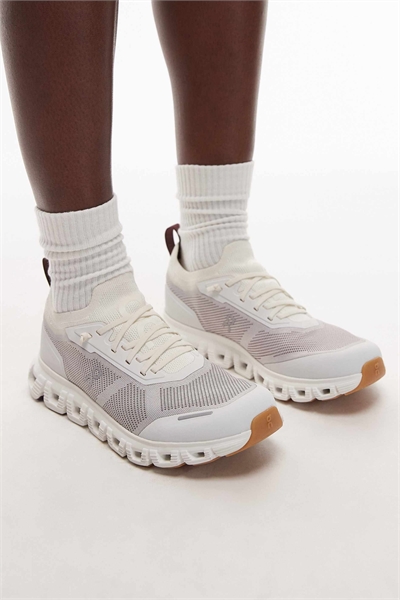 Кроссовки ON Cloud 6 versa для повседневного ношения артикул 153021354