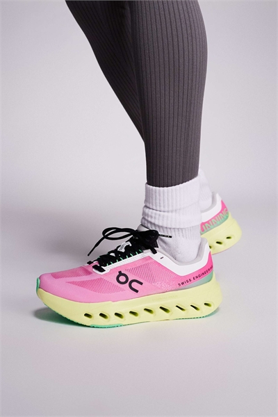 Кроссовки для бега ON Cloudsurfer Next артикул 140890787