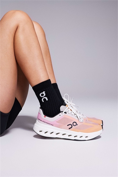 Кроссовки для бега ON Cloudsurfer Next артикул 140890789