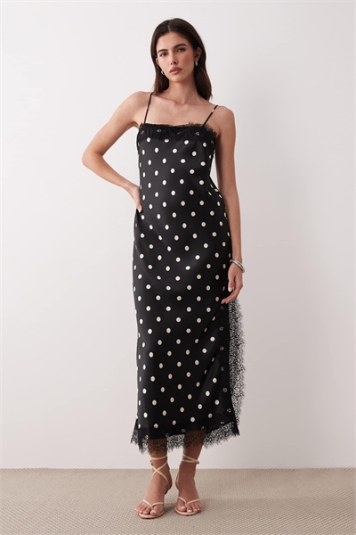 Платье средней длины Betsi с атласной кружевной отделкой в черную горошку артикул 154605038