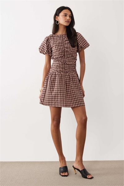 Мини-платье Haven с рюшами на груди и буфетными рукавами из красной клетчатой ткани артикул 154635087