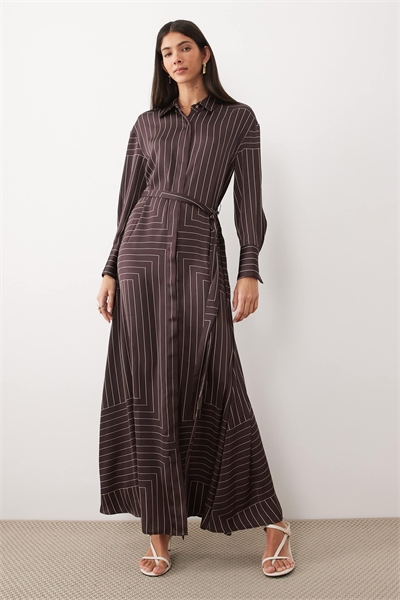 Платье-футляр с деталями рубашки, коричневое в полоску артикул 155706865