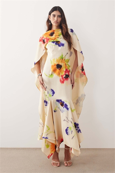 Макси-платье с шарфом на шее и квадратным вырезом по низу с размытым цветочным принтом артикул 152858285
