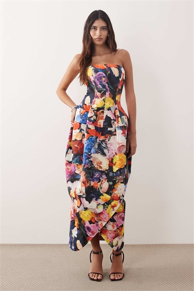 Структурированное платье-миди с бандо с цветочным принтом артикул 151702094