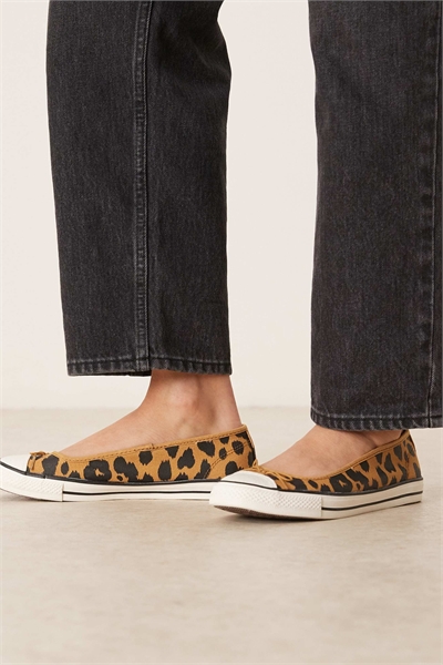 Балетки Chuck Taylor All Star Dainty артикул 151961277