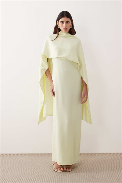 Макси-платье с накидкой и колоннами светло-лимонного цвета артикул 151785274