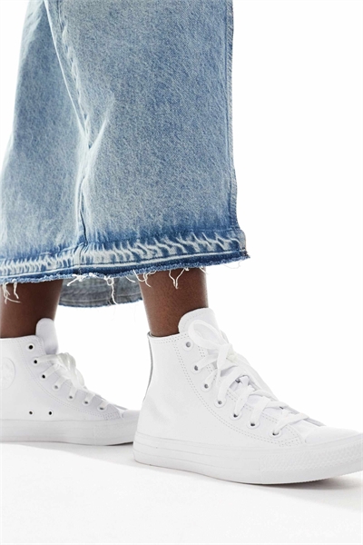 Кроссовки Chuck Taylor Hi артикул 104838359