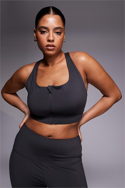 Спортивный бюстгальтер Curve Icon с высоким вырезом и поддержкой, съемными вставками и регулируемыми бретелями артикул 151779250