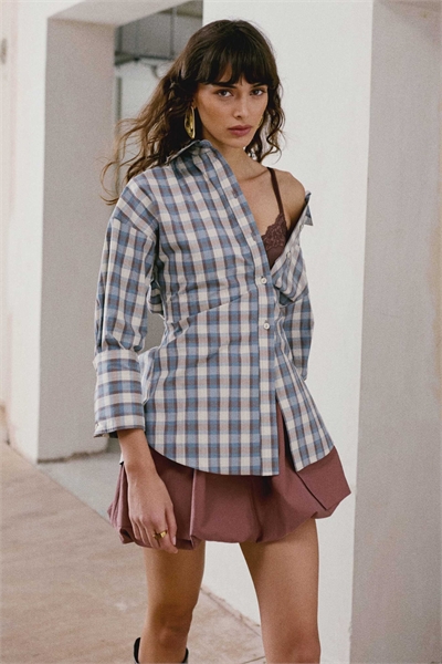 Рубашка с широкими манжетами артикул 149624940