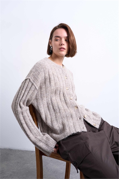 Кардиган из трикотажа с широкой резинкой артикул 142541745