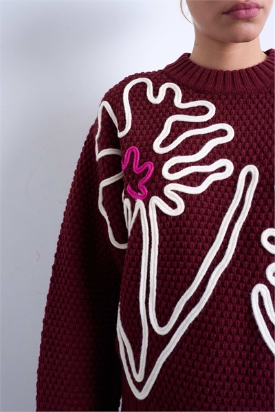 Свитер с вышивкой в виде цветов артикул 149004468