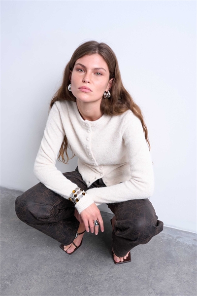 Кардиган с пуговицами, обтянутыми трикотажем артикул 142542033